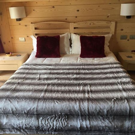 Chalet Morel 1586 Hotel & Spa Limone Piemonte Oda fotoğraf